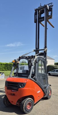 Chariot élévateur diesel Fenwick Linde H30D