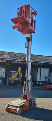 Nacelle à mât vertical JLG TOUCAN DUO