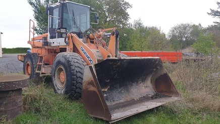 Chargeuse sur pneus Daewoo MEGA 250 III - 1