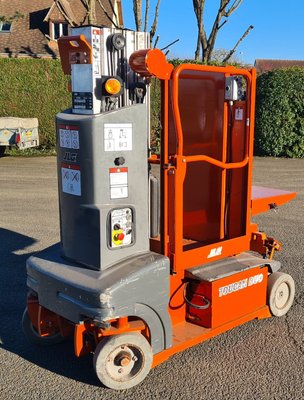 Nacelle à mât vertical JLG TOUCAN DUO