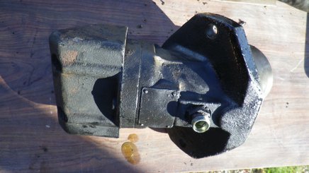 Pièce matériel de manutention Manitou MOTEUR HYDROSTATIQUE POUR MSI 25 à 35 Ref 201551 - 2