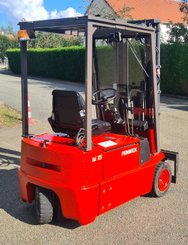 Chariot élévateur électrique Fenwick Linde E15 - 2