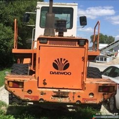 Chargeuse sur pneus Daewoo MEGA 250 III - 10