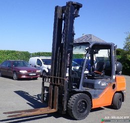 Chariot élévateur gaz Toyota 02 8FGJF 35 - 8